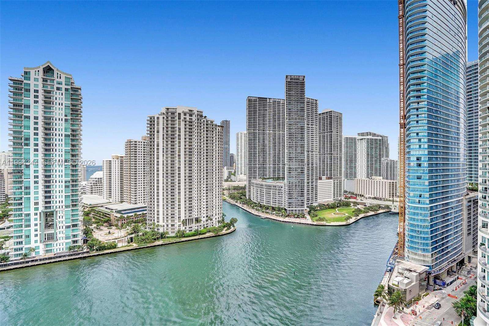 One Miami West at 325 Biscayne Blvd, Miami, FL 33131 - For Rent photo 29