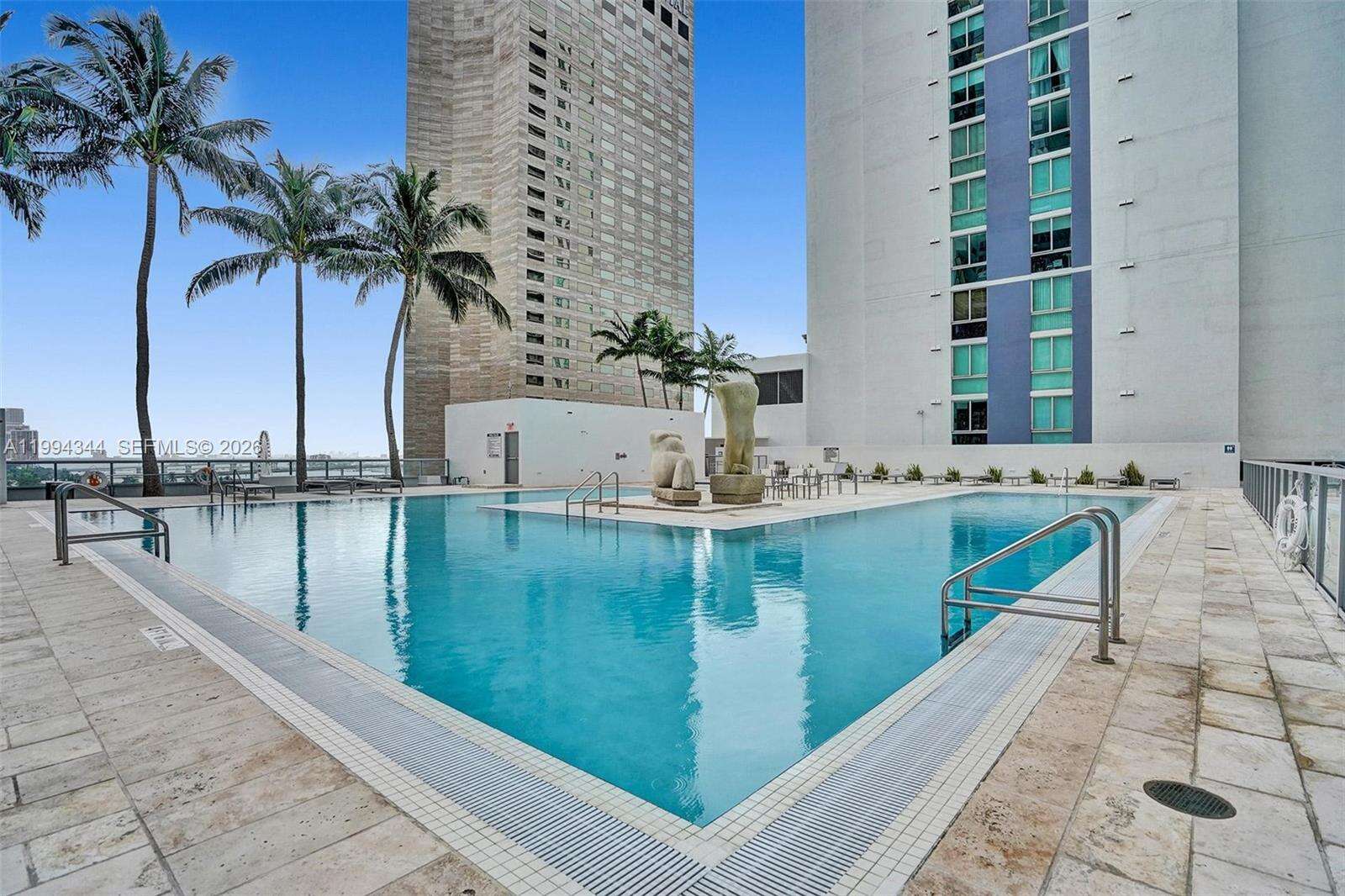One Miami West at 325 Biscayne Blvd, Miami, FL 33131 - For Rent photo 33