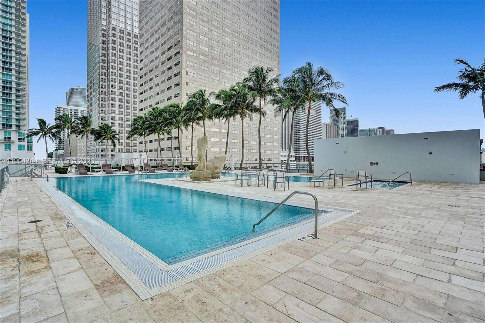 One Miami West at 325 Biscayne Blvd, Miami, FL 33131 - For Rent photo 35