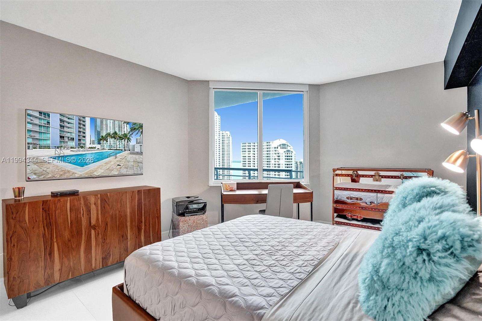 One Miami West at 325 Biscayne Blvd, Miami, FL 33131 - For Rent photo 8