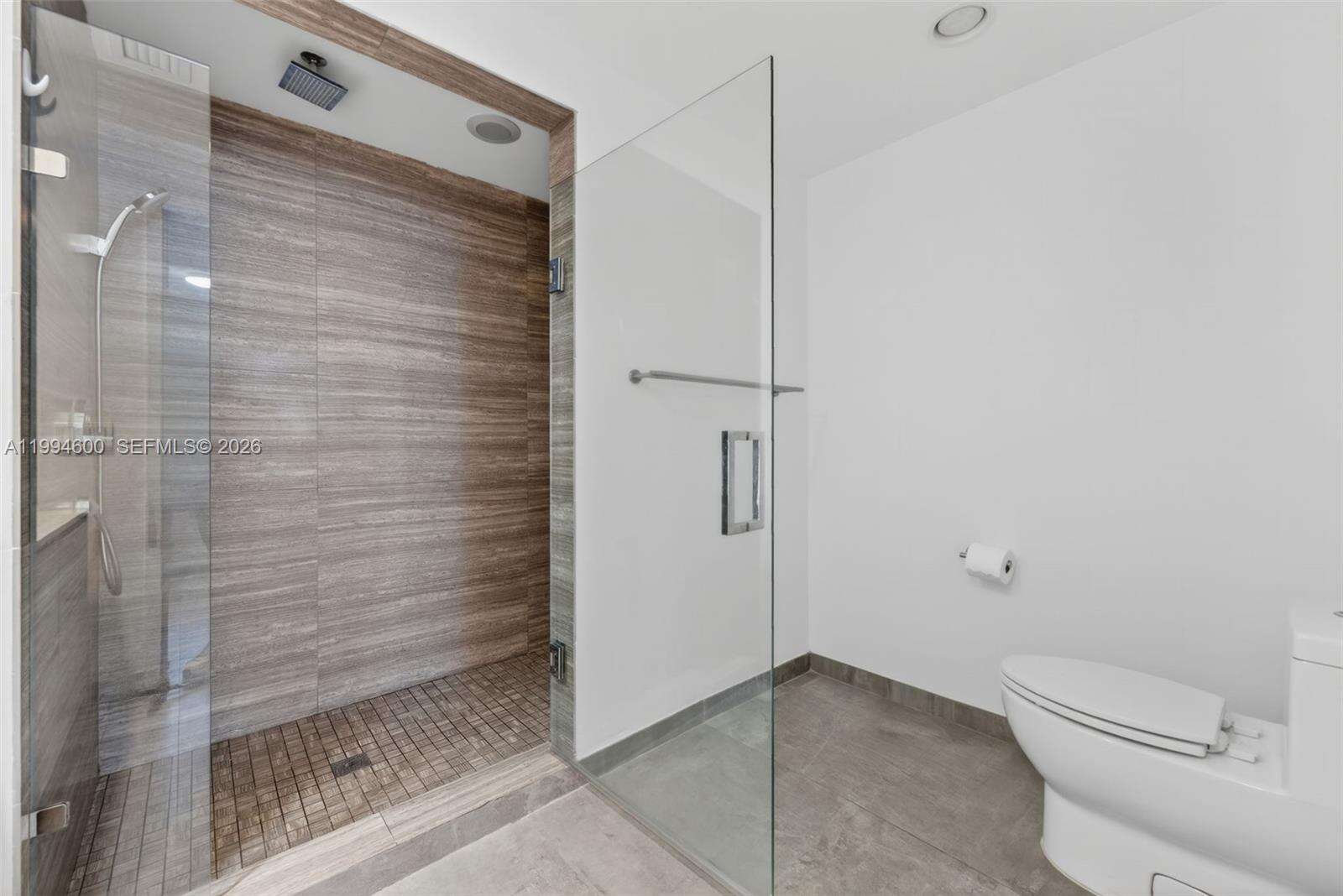 1010 Brickell at 1010 Brickell Ave, Miami, FL 33131 - For Rent photo 14