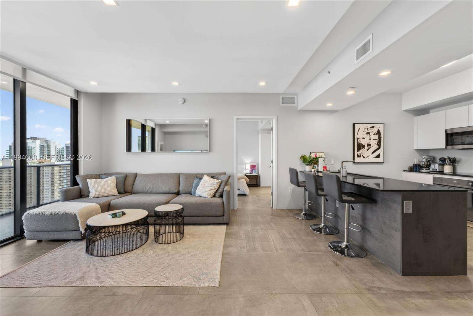 1010 Brickell at 1010 Brickell Ave, Miami, FL 33131 - For Rent photo 16