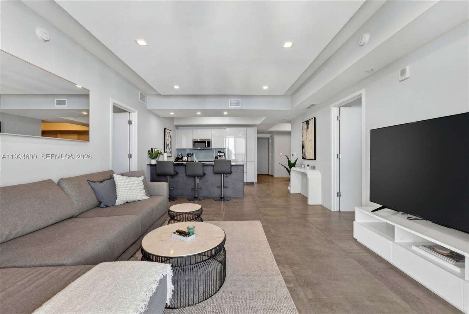 1010 Brickell at 1010 Brickell Ave, Miami, FL 33131 - For Rent photo 7