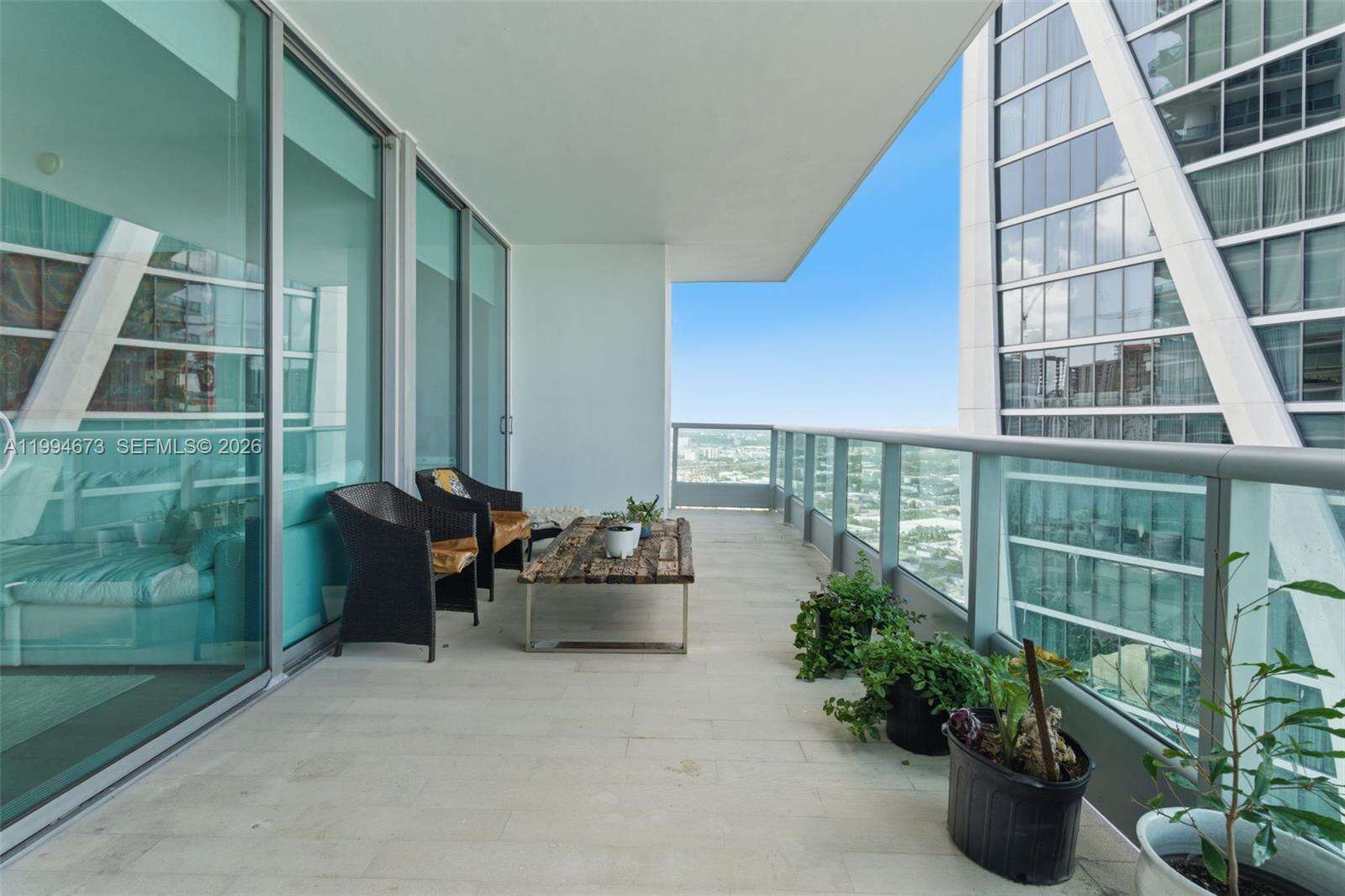 900 Biscayne at 900 Biscayne Blvd, Miami, FL 33132 - For Rent photo 3