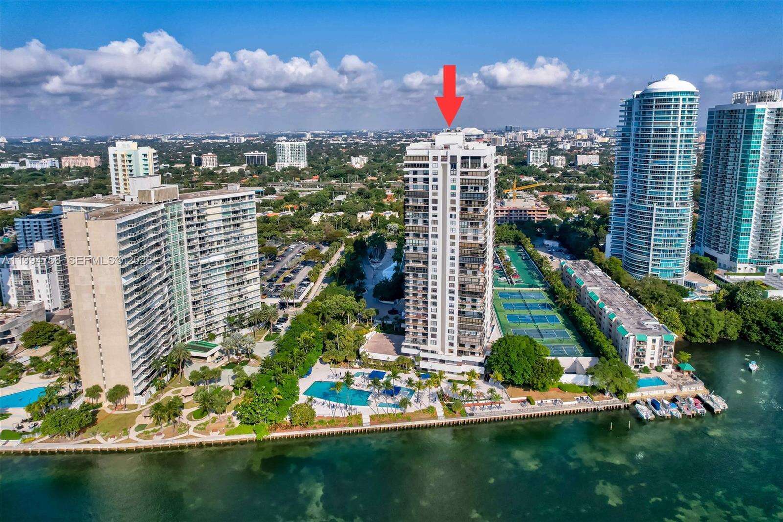 Brickell Bay Club at 2333 Brickell Ave, Miami, FL 33129 - For Rent photo 44
