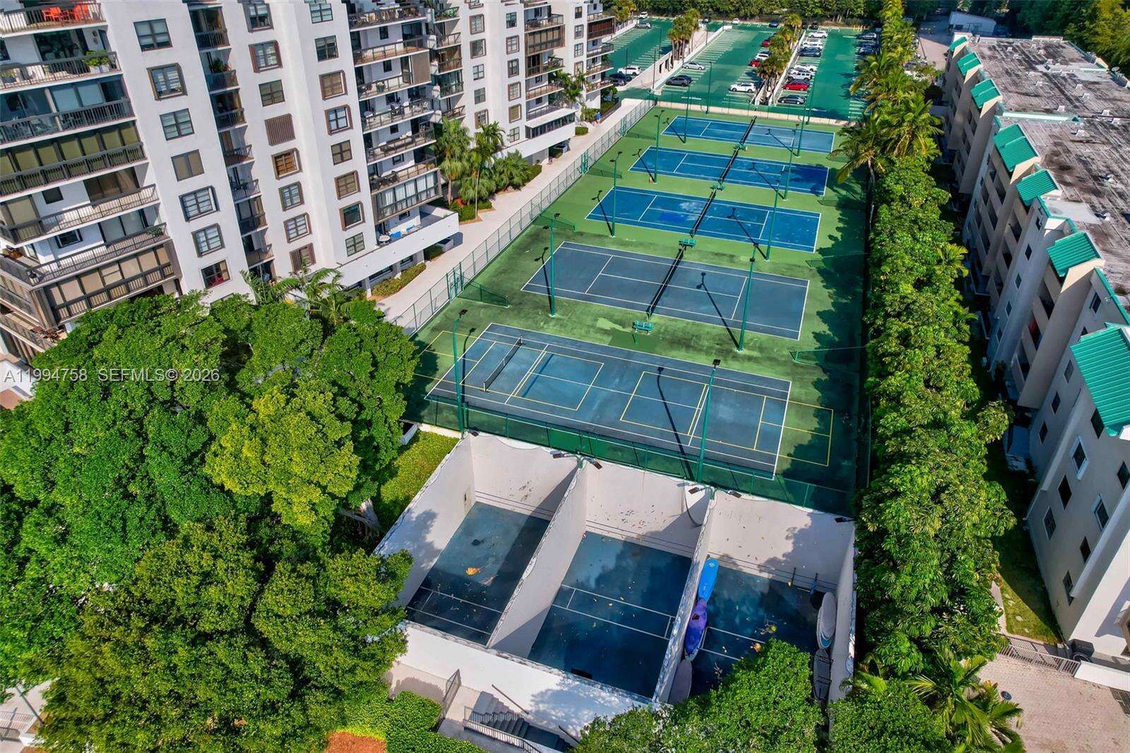 Brickell Bay Club at 2333 Brickell Ave, Miami, FL 33129 - For Rent photo 47