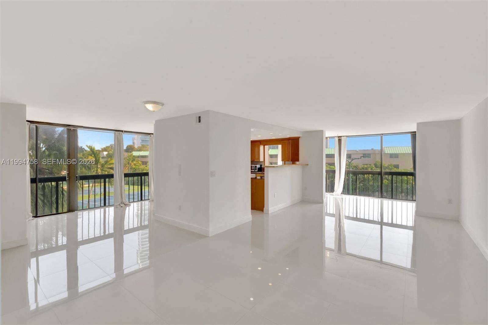 Brickell Bay Club at 2333 Brickell Ave, Miami, FL 33129 - For Rent photo 6