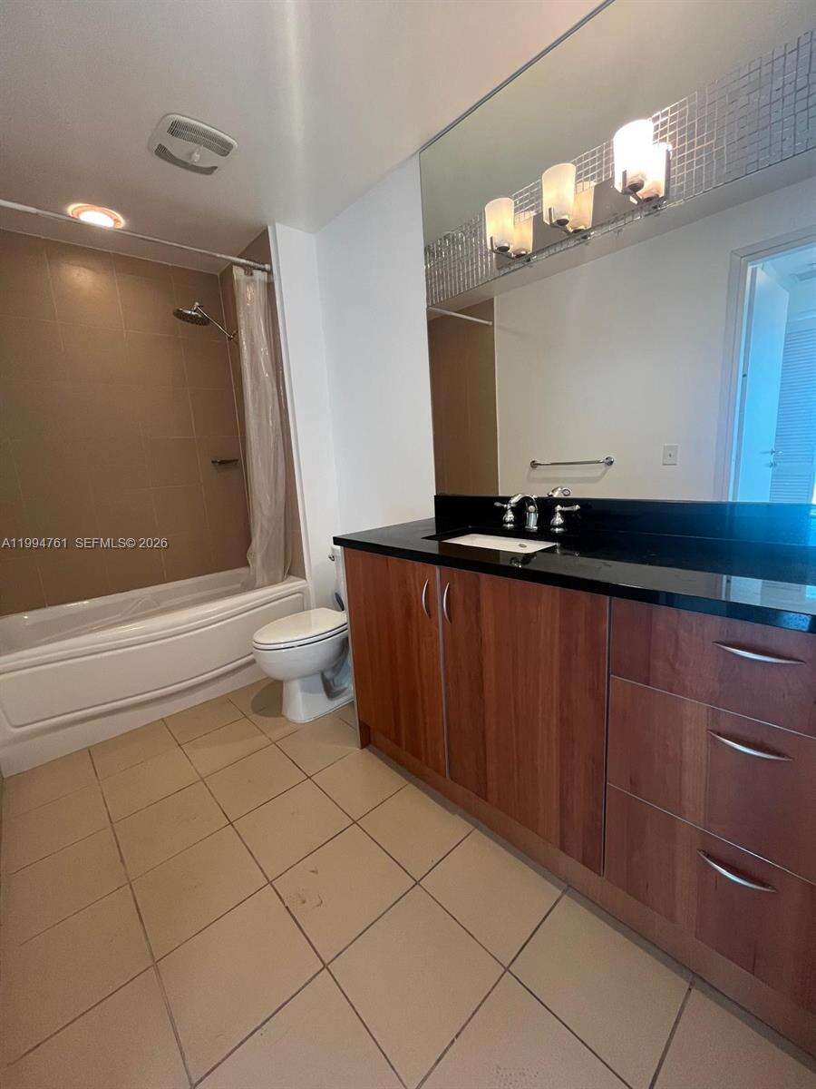 Met 1 at 300 Biscayne Blvd, Miami, FL 33131 - For Rent photo 19