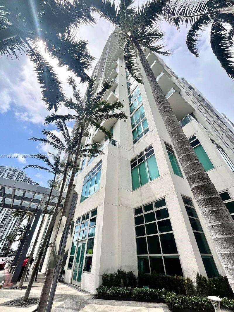 Met 1 at 300 Biscayne Blvd, Miami, FL 33131 - For Rent photo 21