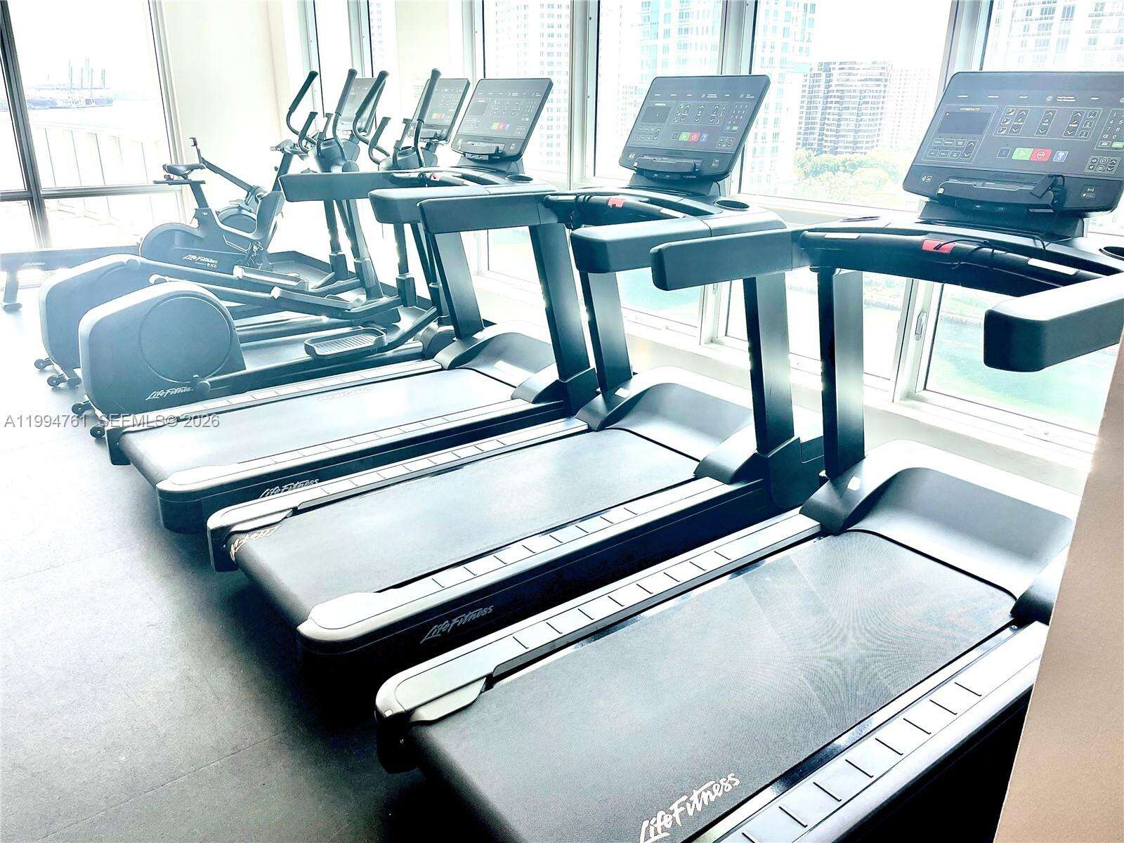 Met 1 at 300 Biscayne Blvd, Miami, FL 33131 - For Rent photo 29