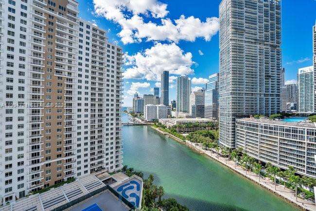 Carbonell at 901 Brickell Key Blvd, Miami, FL 33131 - For Rent photo 1