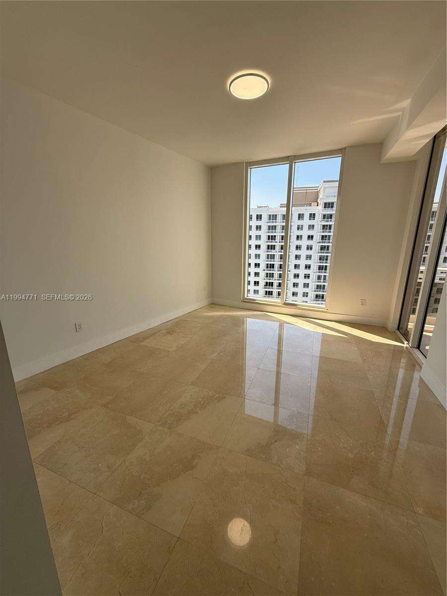 Carbonell at 901 Brickell Key Blvd, Miami, FL 33131 - For Rent photo 2
