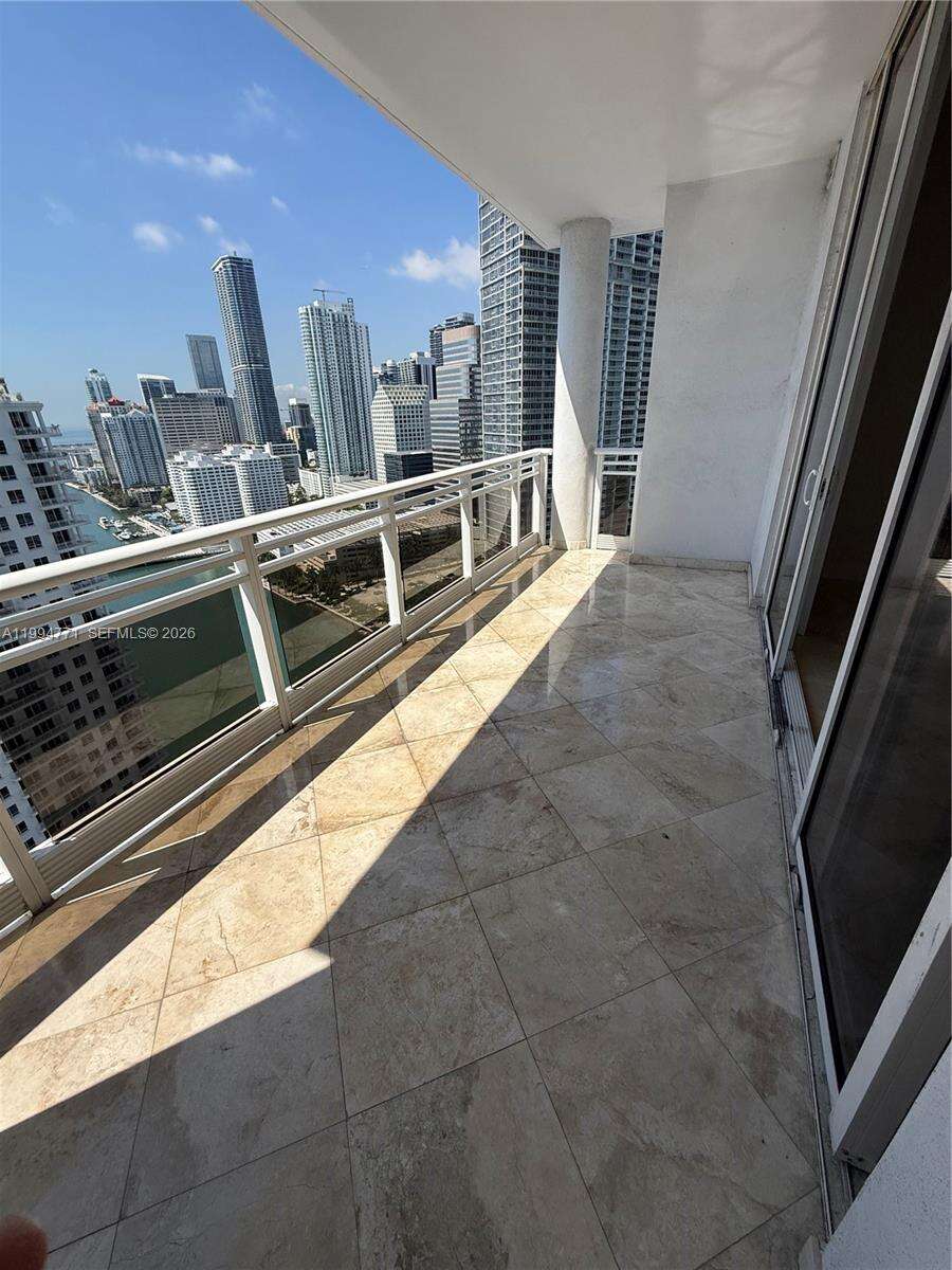 Carbonell at 901 Brickell Key Blvd, Miami, FL 33131 - For Rent photo 16