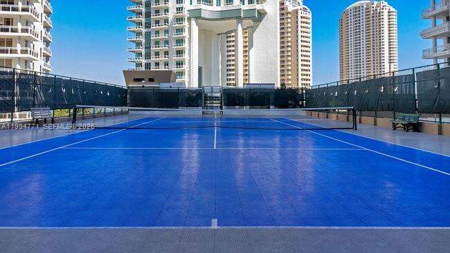 Carbonell at 901 Brickell Key Blvd, Miami, FL 33131 - For Rent photo 22