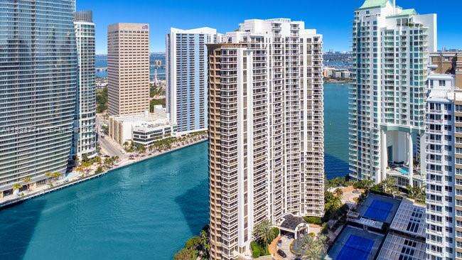 Carbonell at 901 Brickell Key Blvd, Miami, FL 33131 - For Rent photo 23