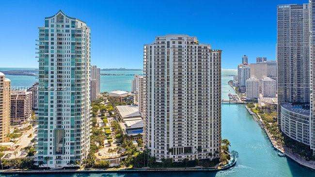 Carbonell at 901 Brickell Key Blvd, Miami, FL 33131 - For Rent photo 28
