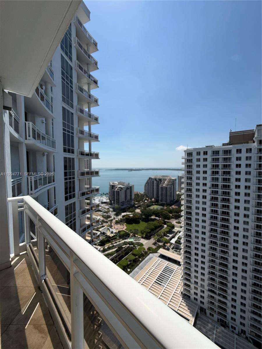 Carbonell at 901 Brickell Key Blvd, Miami, FL 33131 - For Rent photo 53