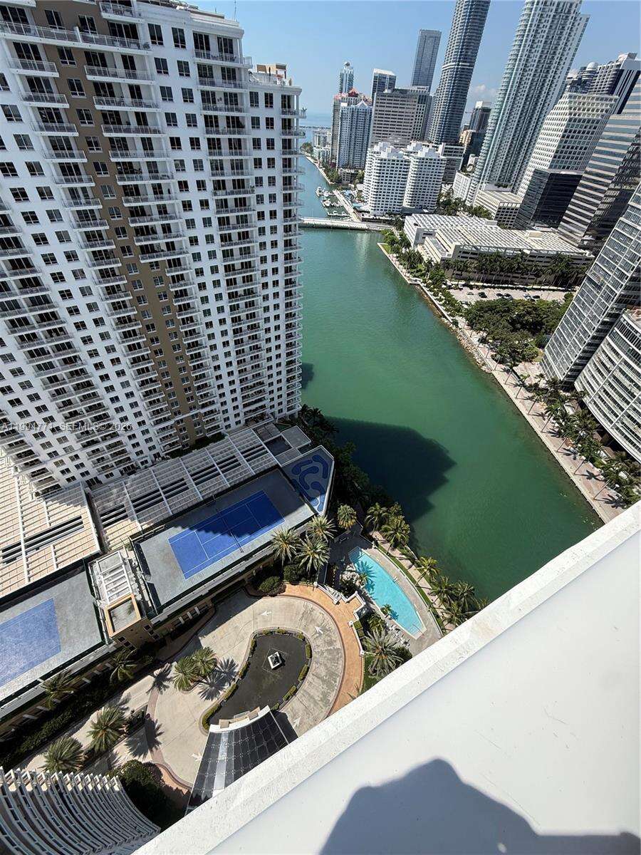Carbonell at 901 Brickell Key Blvd, Miami, FL 33131 - For Rent photo 55