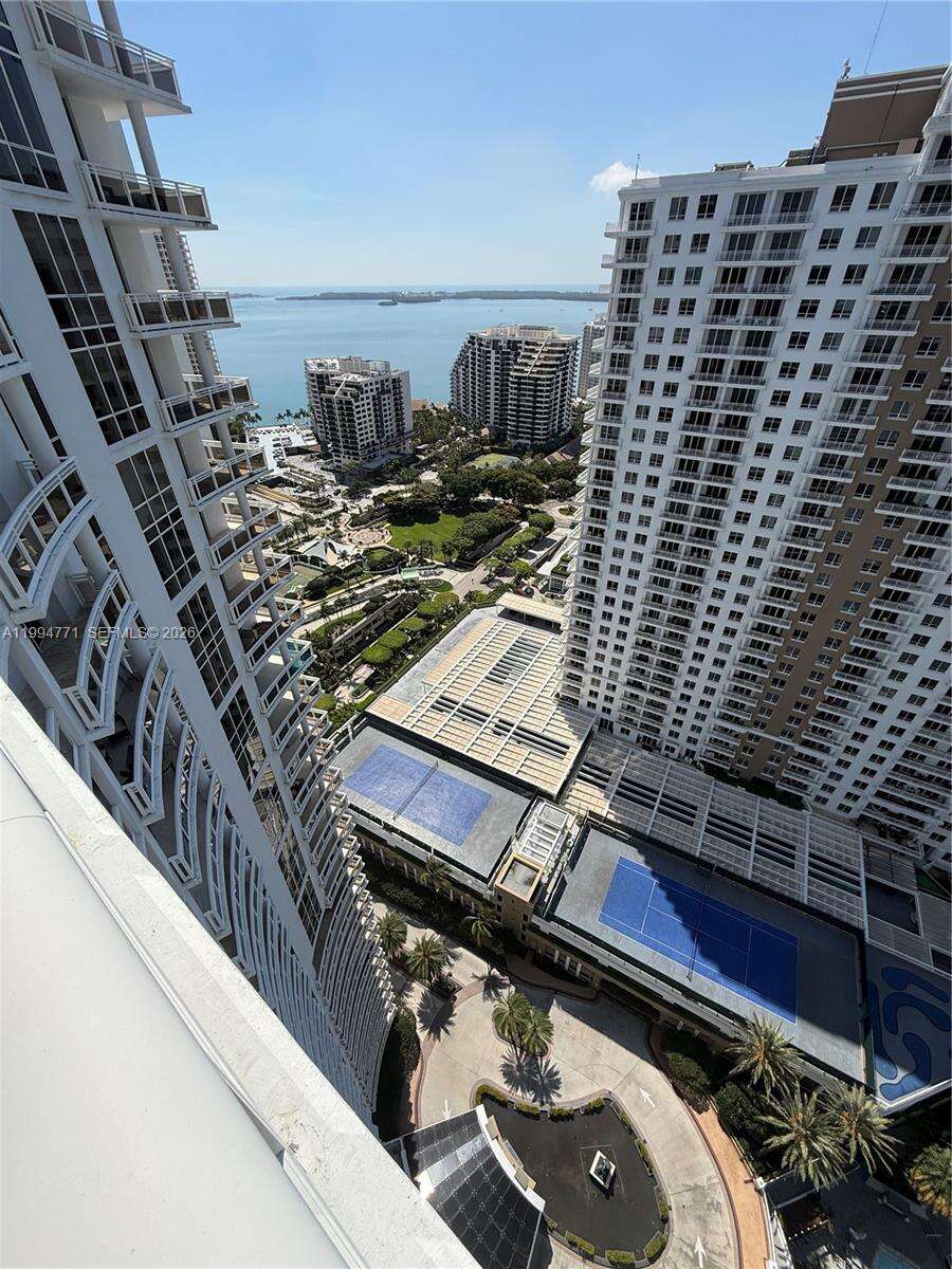 Carbonell at 901 Brickell Key Blvd, Miami, FL 33131 - For Rent photo 56