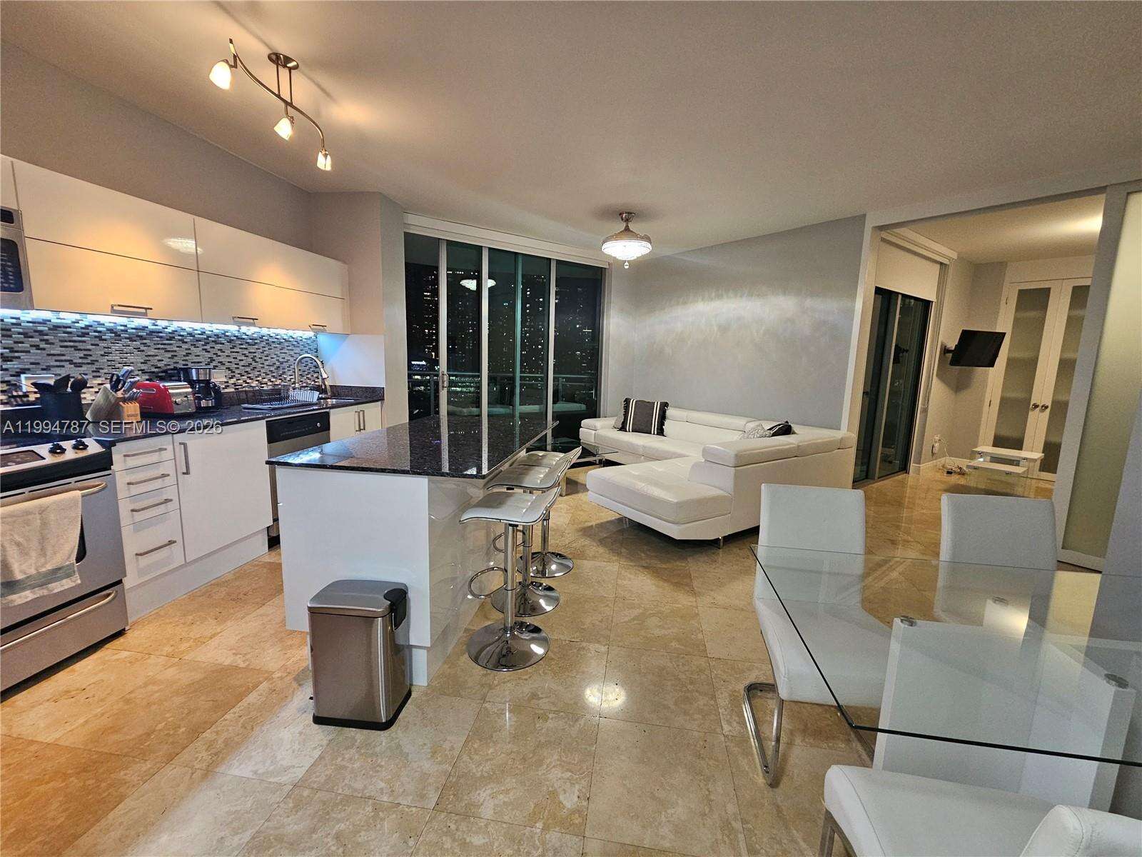 Wind By Neo at 350 Miami Ave, Miami, FL 33130 - For Rent photo 15
