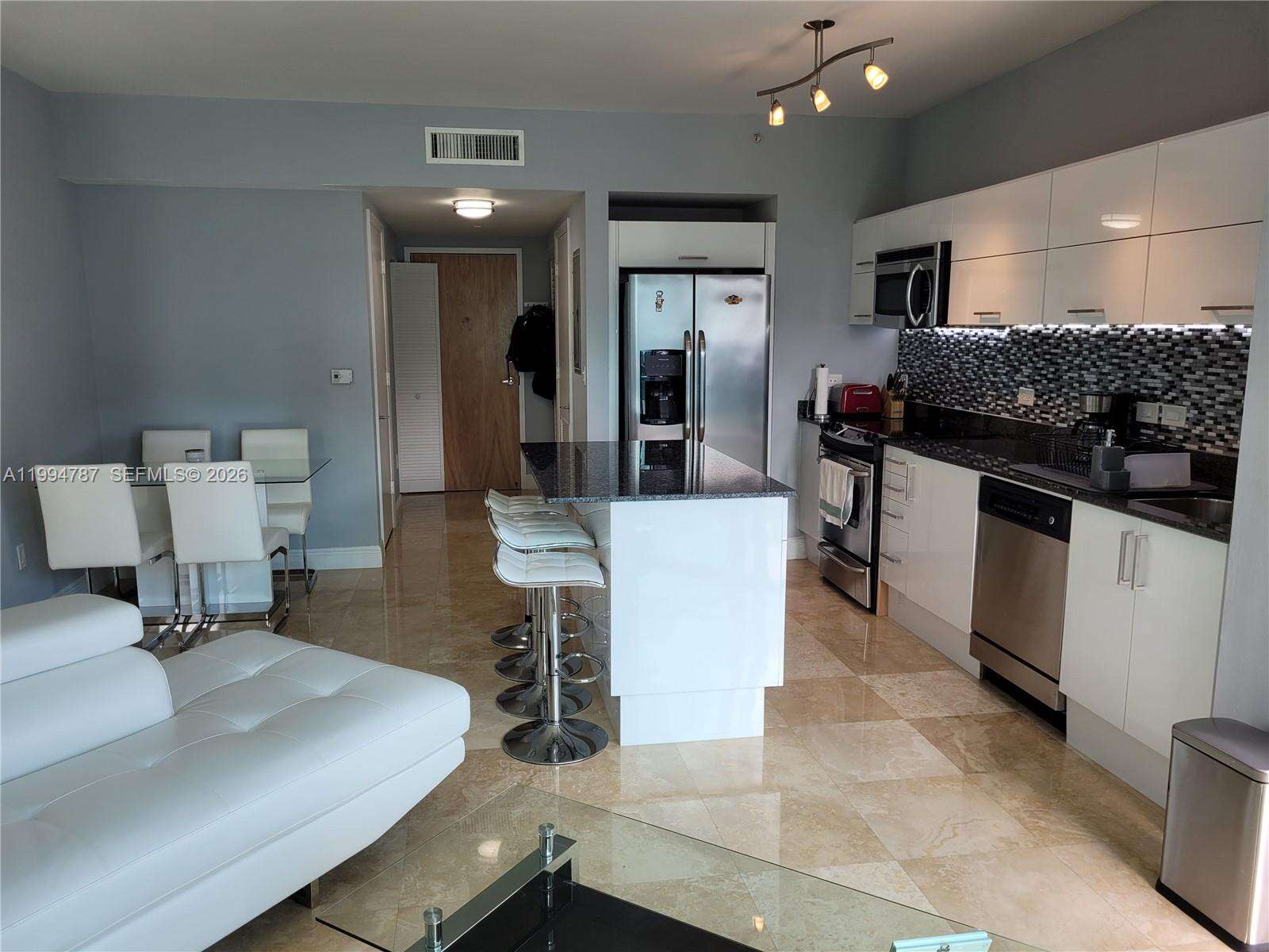 Wind By Neo at 350 Miami Ave, Miami, FL 33130 - For Rent photo 19