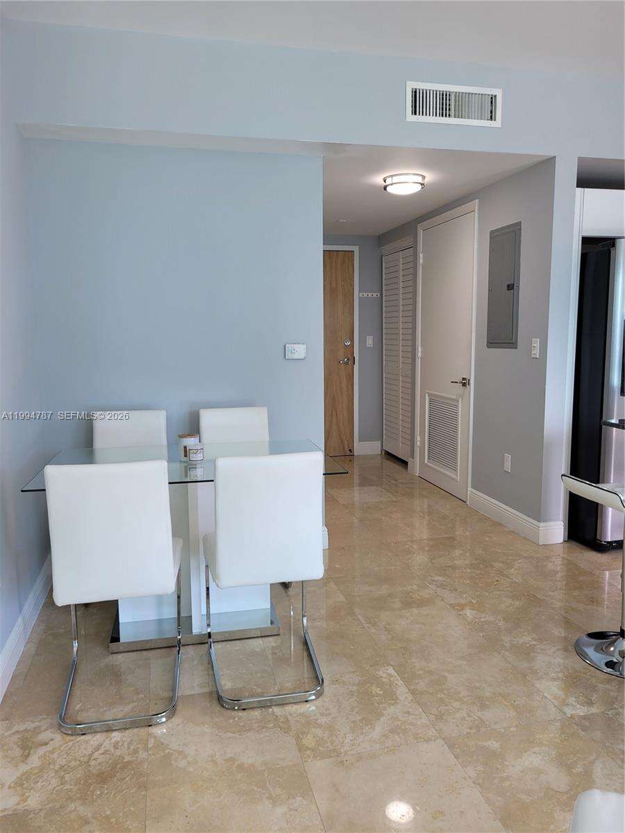 Wind By Neo at 350 Miami Ave, Miami, FL 33130 - For Rent photo 21