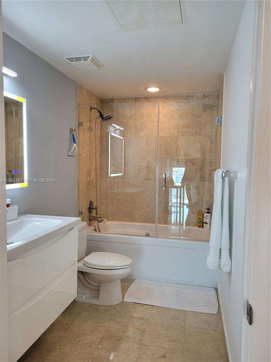 Wind By Neo at 350 Miami Ave, Miami, FL 33130 - For Rent photo 33
