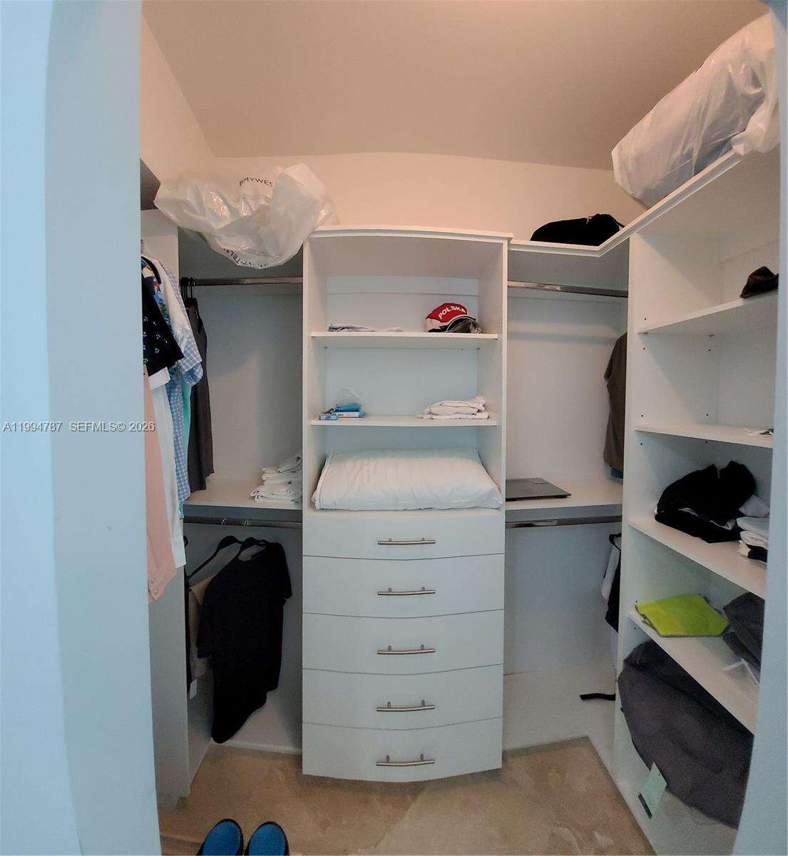 Wind By Neo at 350 Miami Ave, Miami, FL 33130 - For Rent photo 34