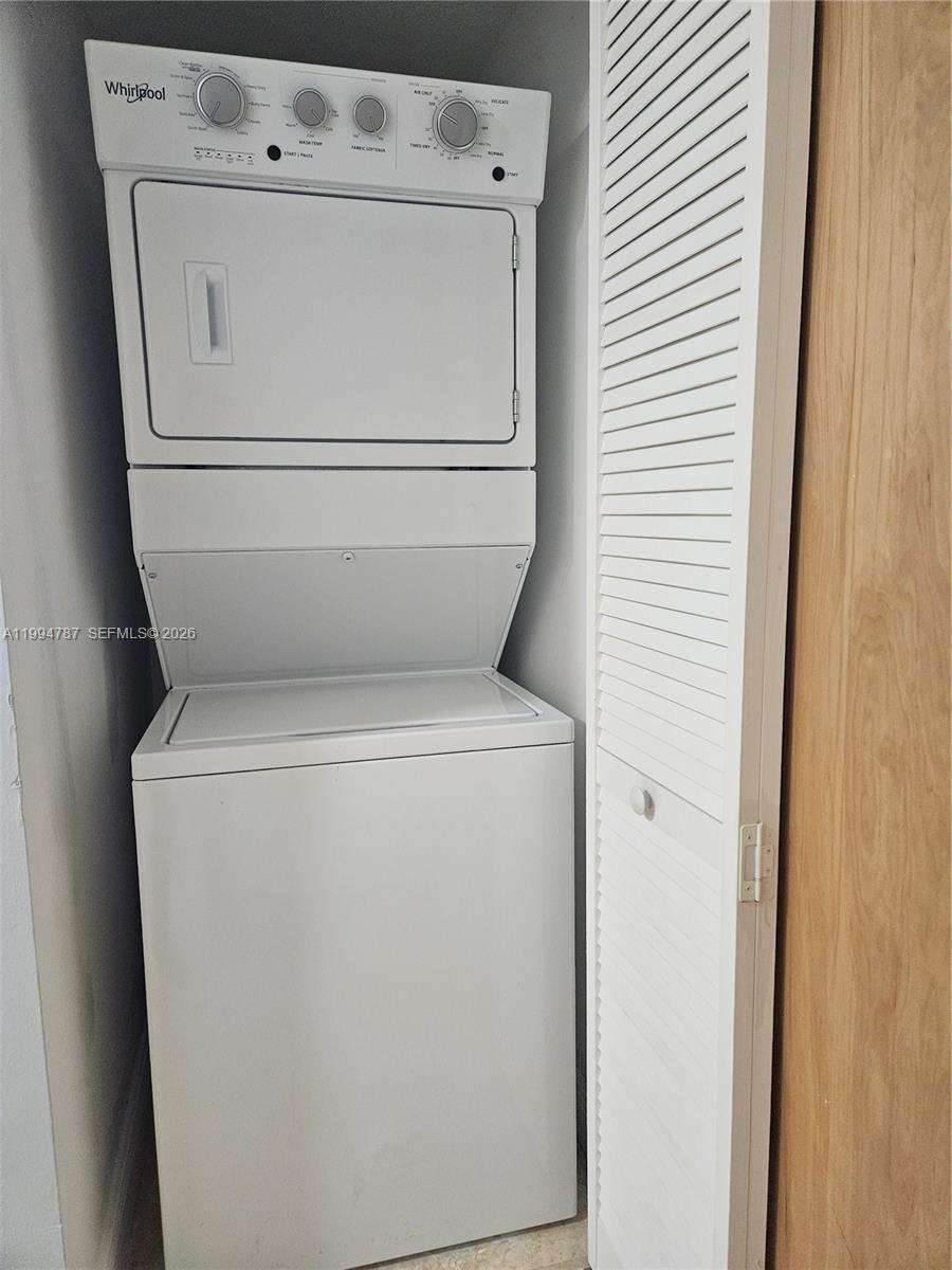 Wind By Neo at 350 Miami Ave, Miami, FL 33130 - For Rent photo 47