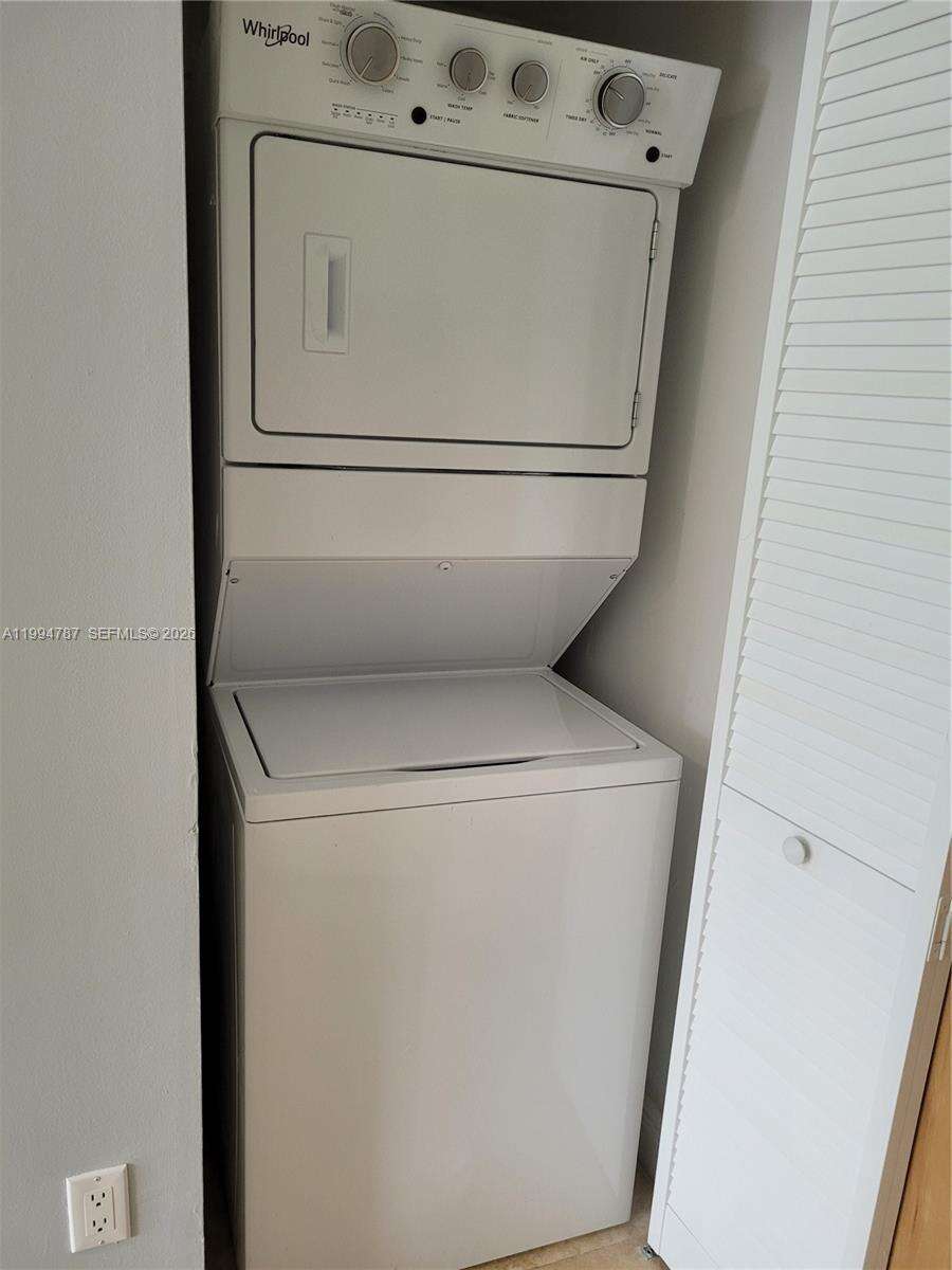 Wind By Neo at 350 Miami Ave, Miami, FL 33130 - For Rent photo 52