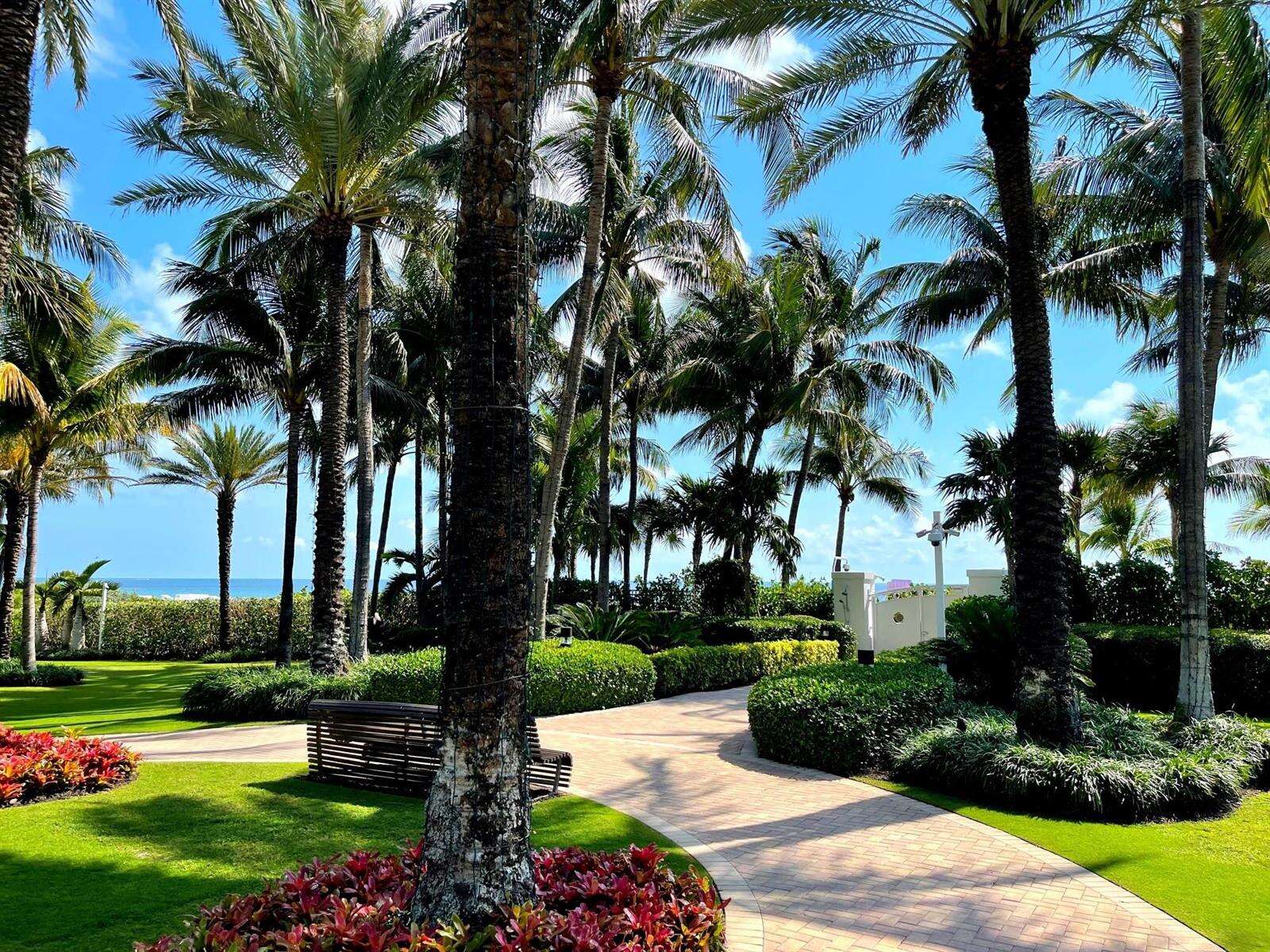 Continuum South Tower at 100 Pointe, Miami Beach, FL 33139 - For Rent photo 18