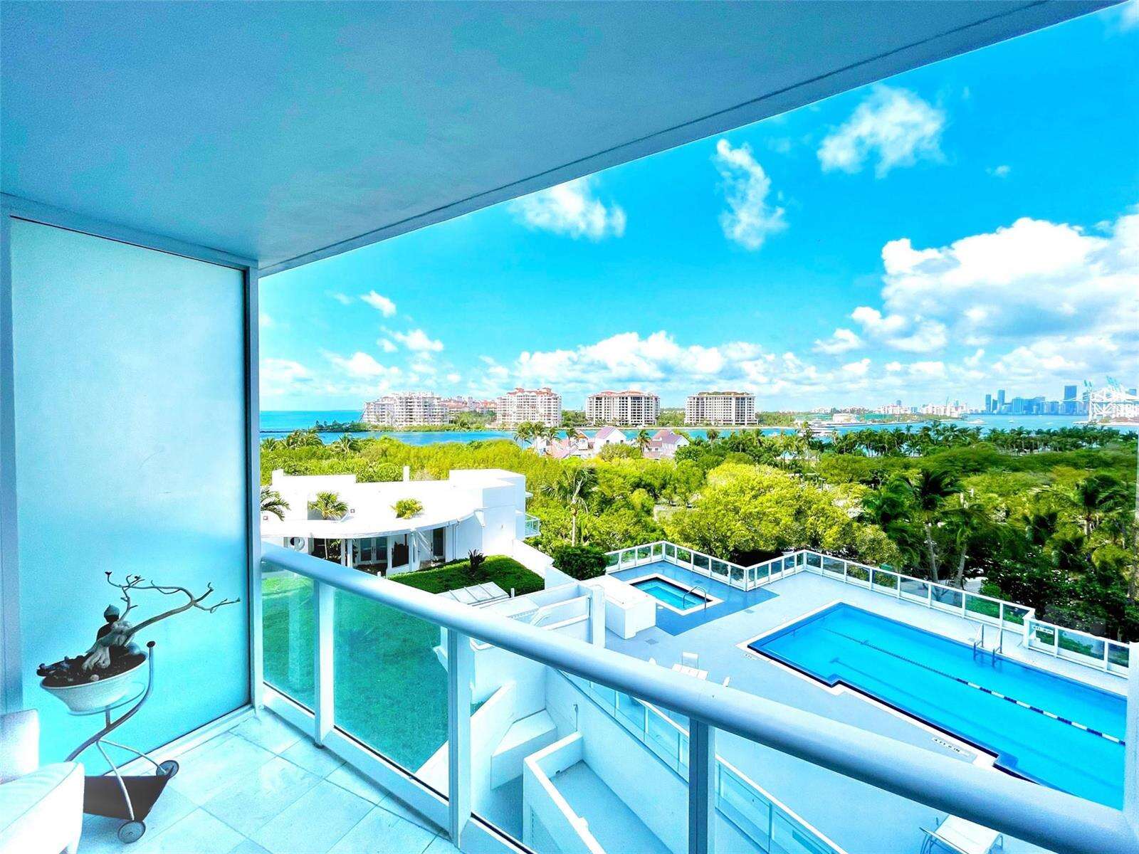 Continuum South Tower at 100 Pointe, Miami Beach, FL 33139 - For Rent photo 10