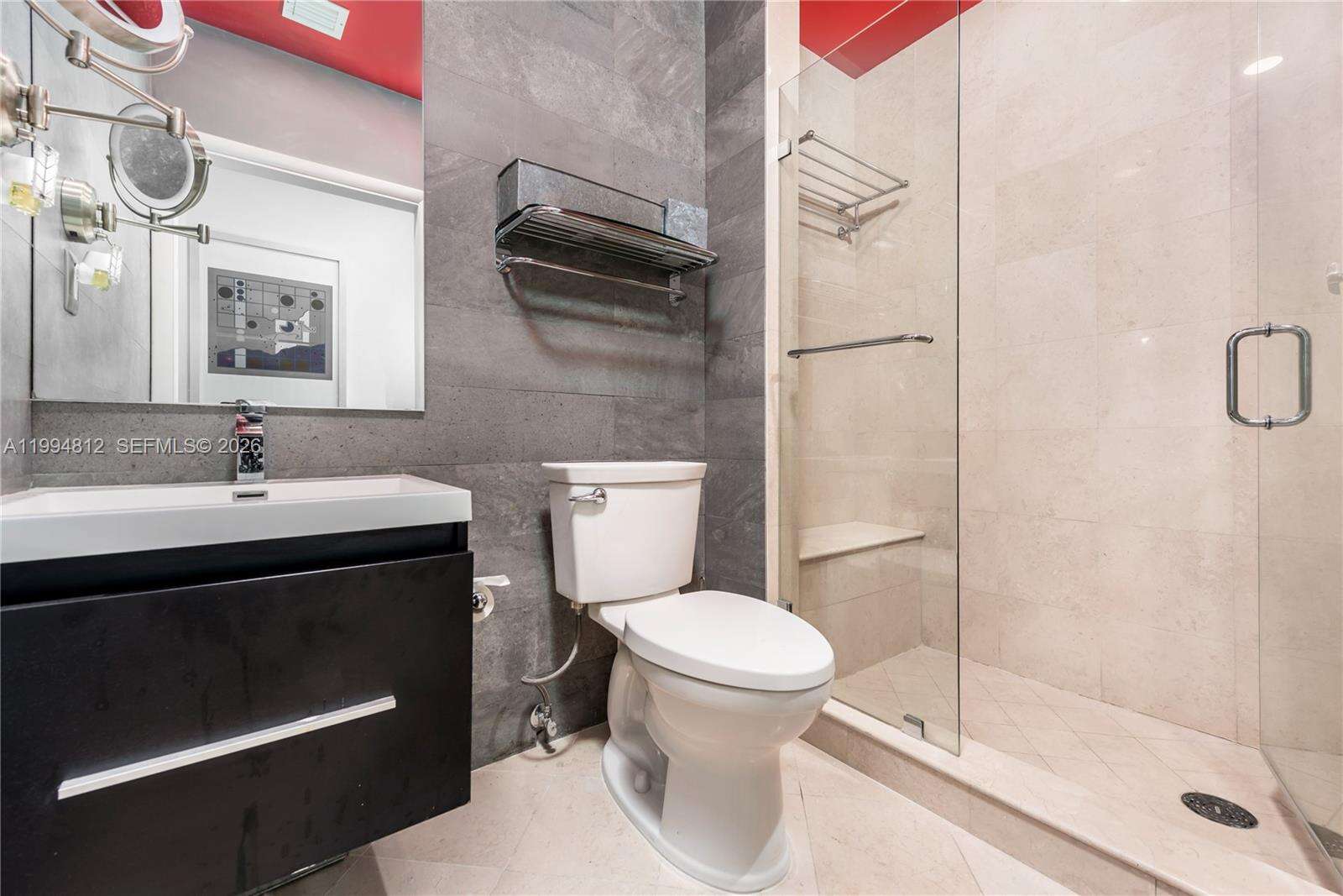 Continuum South Tower at 100 Pointe Dr, Miami Beach, FL 33139 - For Rent photo 26