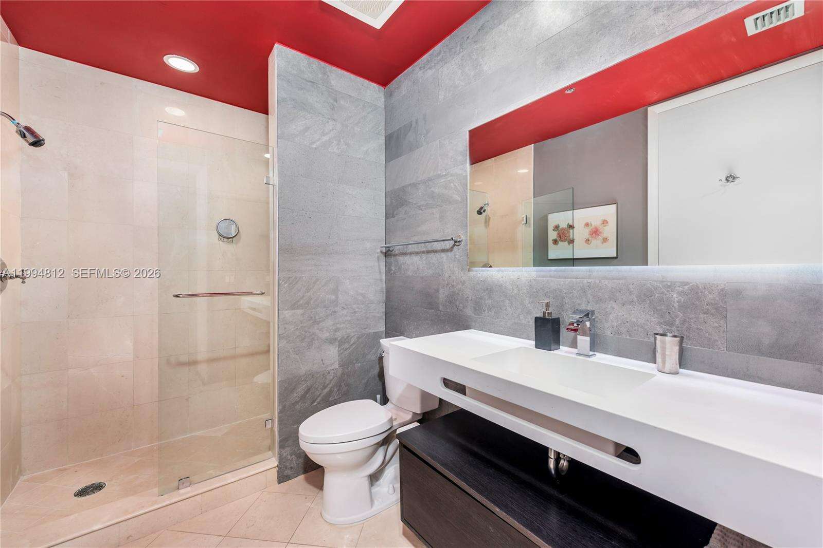 Continuum South Tower at 100 Pointe Dr, Miami Beach, FL 33139 - For Rent photo 28