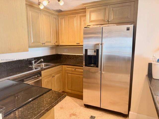 Brickell Townhouse at 2451 Brickell Ave, Miami, FL 33129 - For Rent photo 10