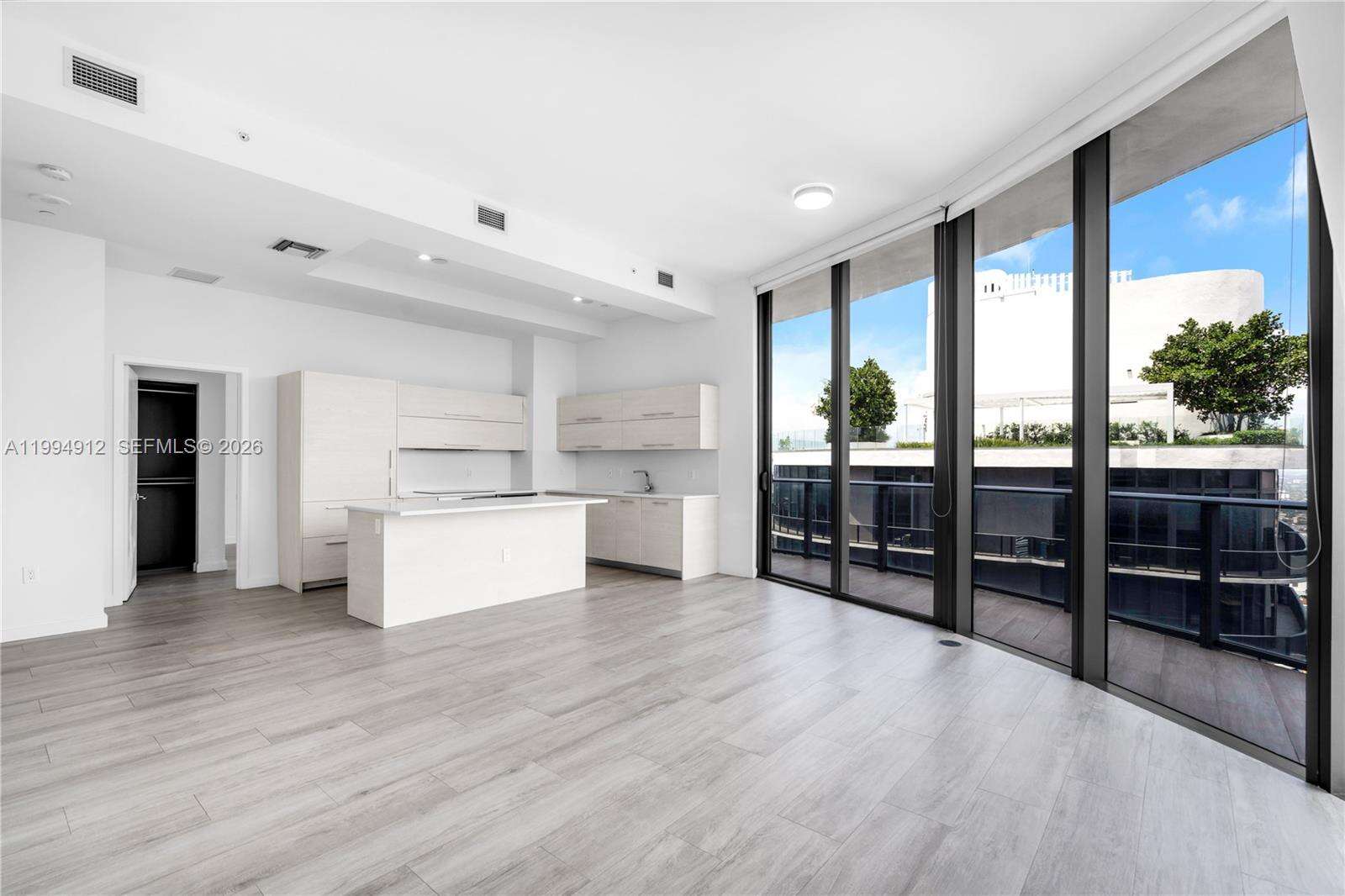 Brickell Heights East at 45 9 St, Miami, FL 33130 - For Rent photo 1