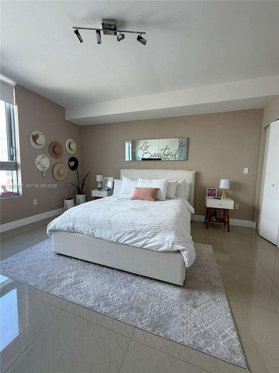 The Ivy at 90 3 St, Miami, FL 33130 - For Rent photo 11