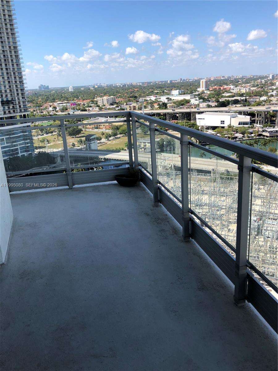 The Ivy at 90 3 St, Miami, FL 33130 - For Rent photo 3