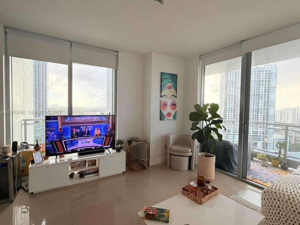 The Ivy at 90 3 St, Miami, FL 33130 - For Rent photo 6