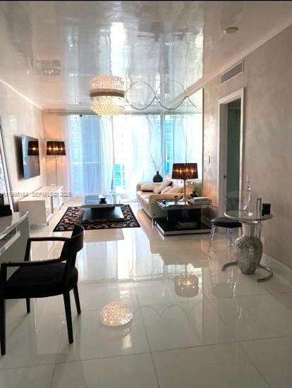 Roney Palace at 2301 Collins Ave, Miami Beach, FL 33139 - For Rent photo 14