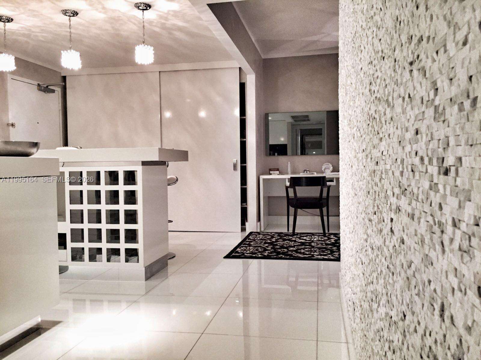 Roney Palace at 2301 Collins Ave, Miami Beach, FL 33139 - For Rent photo 15