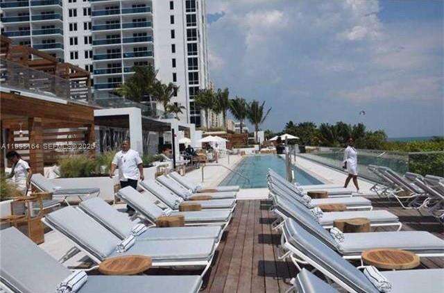 Roney Palace at 2301 Collins Ave, Miami Beach, FL 33139 - For Rent photo 27