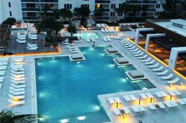 Roney Palace at 2301 Collins Ave, Miami Beach, FL 33139 - For Rent photo 29