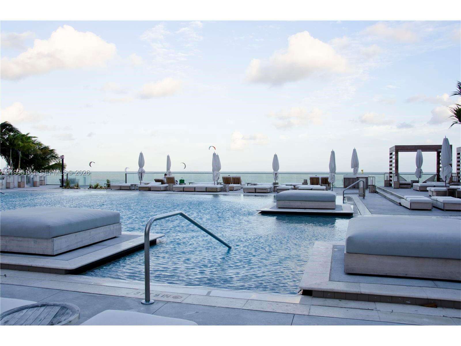 Roney Palace at 2301 Collins Ave, Miami Beach, FL 33139 - For Rent photo 33