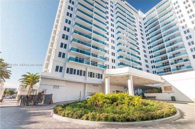 Roney Palace at 2301 Collins Ave, Miami Beach, FL 33139 - For Rent photo 37