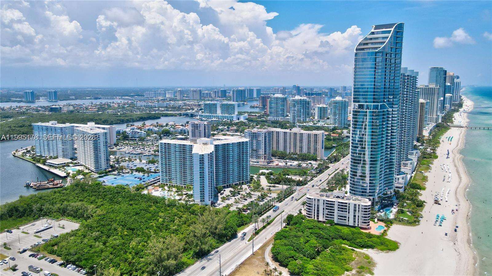 Arlen House at 100 Bayview Dr, Sunny Isles Beach, FL 33160 - For Rent photo 46