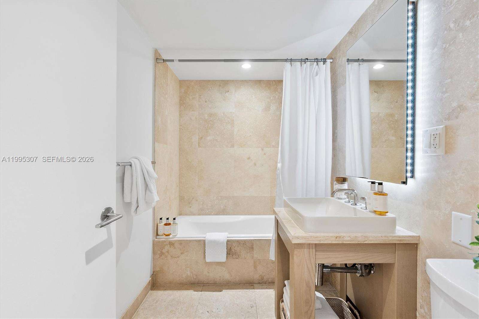 1 Hotel & Homes at Miami Beach, FL 33139 - For Rent photo 38