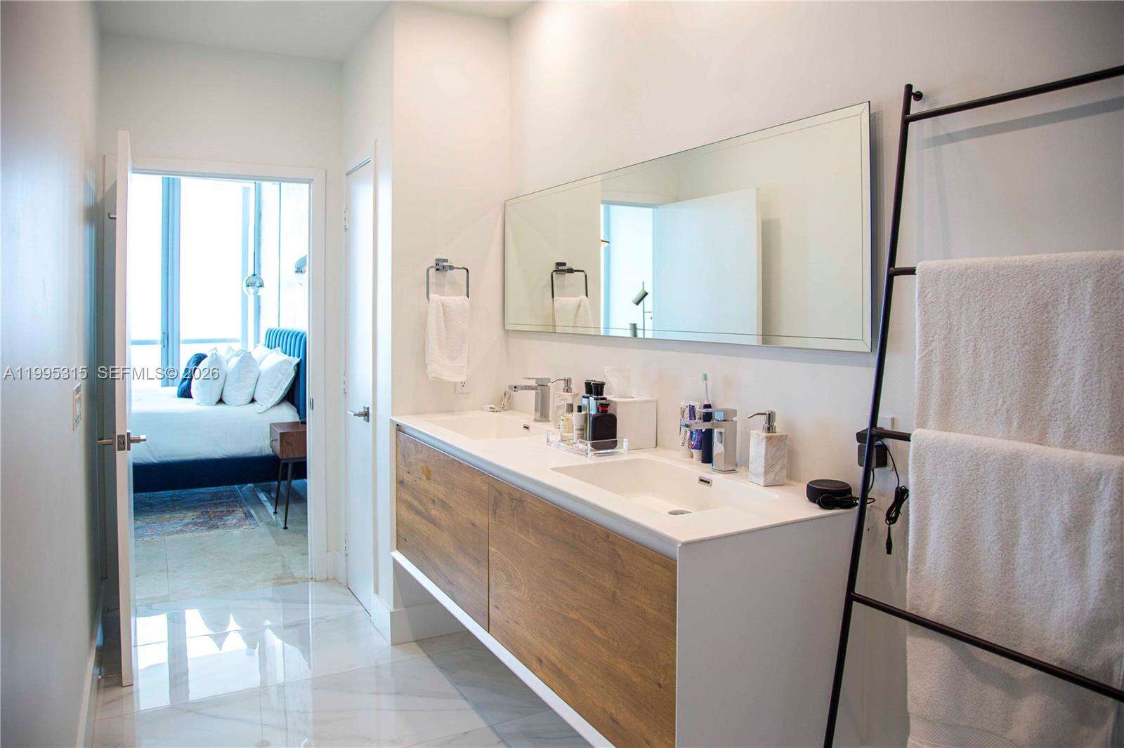 Marina Blue at 888 Biscayne Blvd, Miami, FL 33132 - For Rent photo 8