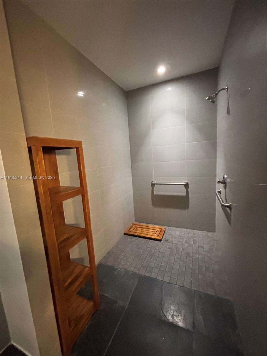 The Loft 2 at 133 2 Ave, Miami, FL 33132 - For Rent photo 24