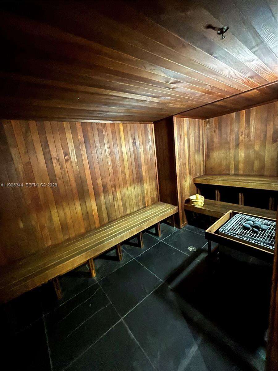The Loft 2 at 133 2 Ave, Miami, FL 33132 - For Rent photo 25